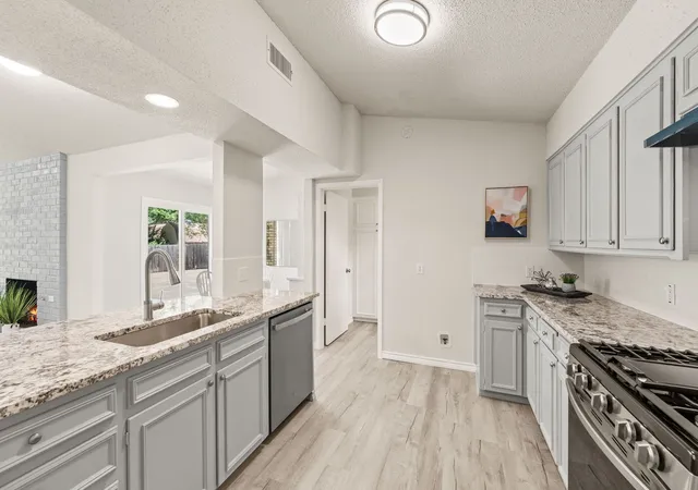 Photo 3 of Single family home for sale at 4905 Granite Shoals Ave, Fort Worth, TX 76103 | MLS# 21289450 | Listing updated on 2026-09-14