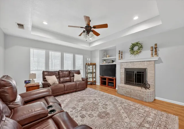 Photo 4 of Single family home for sale at 1336 Carlo Dr, Princeton, TX 75407 | MLS# 21290538 | Listing updated on 2026-09-30