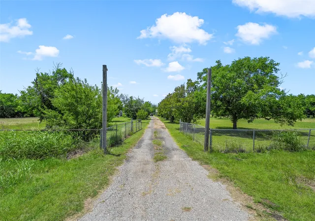 Photo 3 of Single family home for sale at 17590 State Hwy 317, Moody, TX 76557 | MLS# 21291364 | Listing updated on 2026-07-31