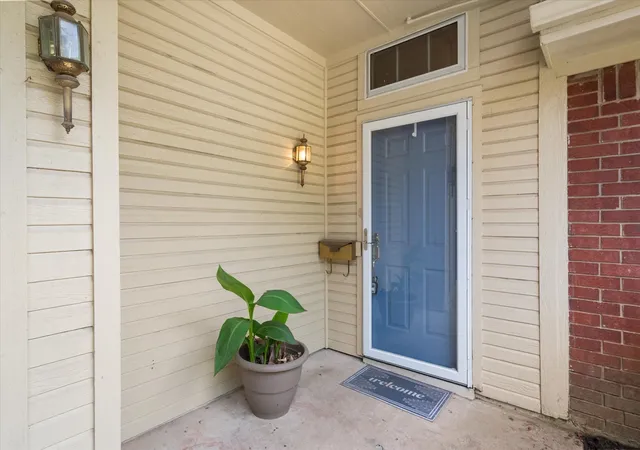 Photo 2 of Townhouse for sale at 1209 W 3Rd Ave, Corsicana, TX 75110 | MLS# 21291553 | Listing updated on 2026-07-31