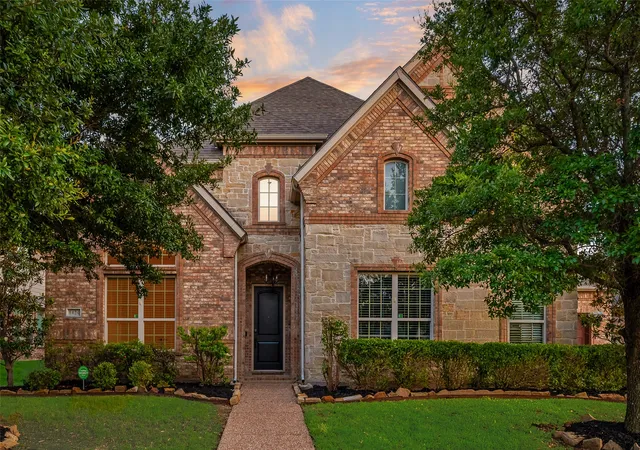 Photo 2 of Sale Pending at 1424 Latigo Ln, Keller, TX 76248 | MLS# 21290888 | Listing updated on 2026-09-18