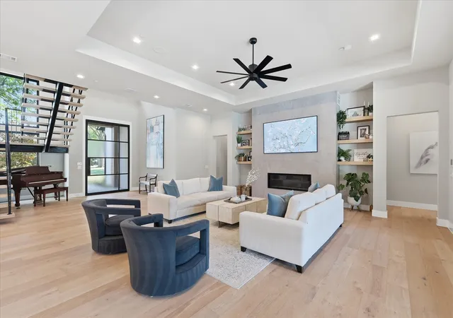 Photo 3 of Single family home for sale at 608 Shelton Dr, Colleyville, TX 76034 | MLS# 21290362 | Listing updated on 2026-10-01
