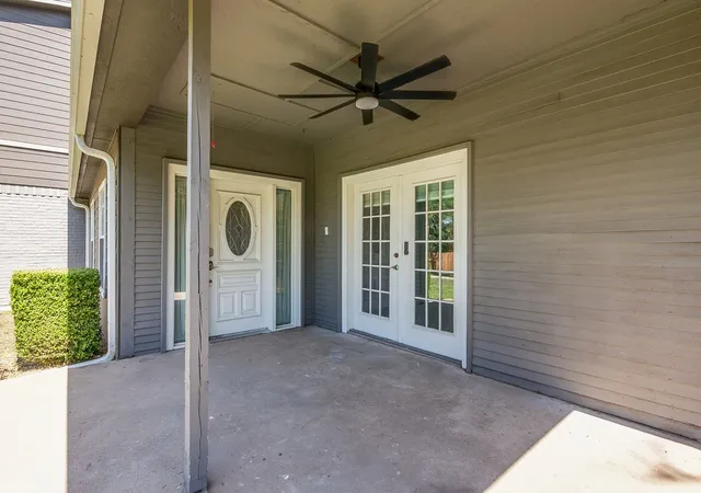 Photo 3 of Sale Pending at 1416 Apache Ct, Joshua, TX 76058 | MLS# 21291361 | Listing updated on 2026-09-15