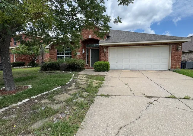 Photo 1 of Sale Pending at 2033 Meadow Park Dr, Princeton, TX 75407 | MLS# 21290260 | Listing updated on 2026-09-10