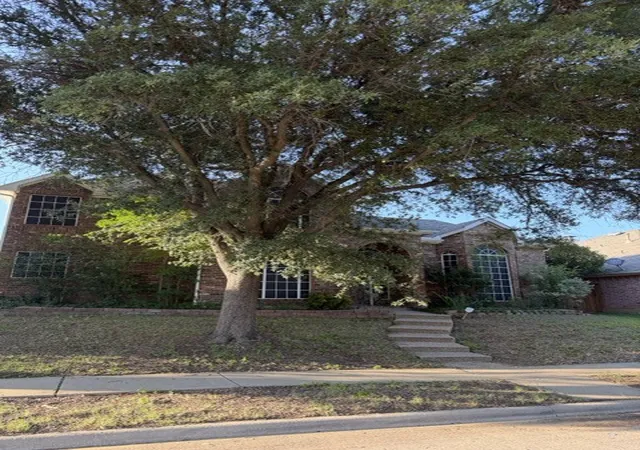 Photo 3 of Single family home for sale at 1409 Mayflower Ln, Lewisville, TX 75077 | MLS# 21284605 | Listing updated on 2026-09-21