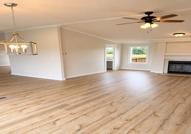 Photo 4 of Manufactured home for sale at 2990 County Road 155, Whitesboro, TX 76273 | MLS# 21292022 | Listing updated on 2026-09-11