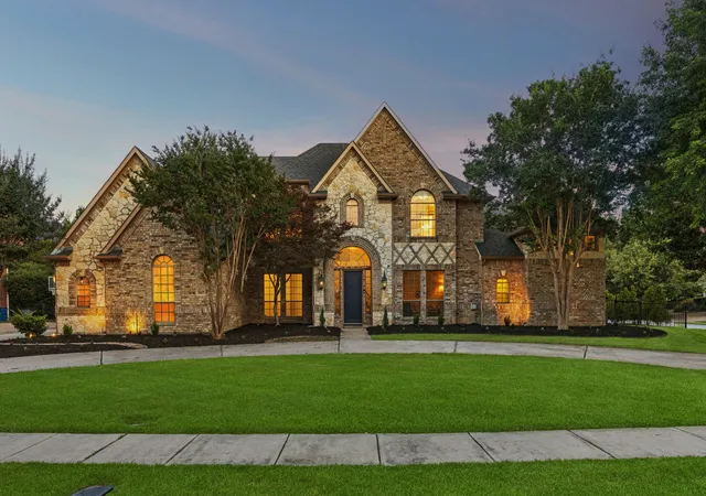 Photo 1 of Mansion for sale at 1807 Greenlea Cvs, Southlake, TX 76092 | MLS# 21291064 | Listing updated on 2026-09-13
