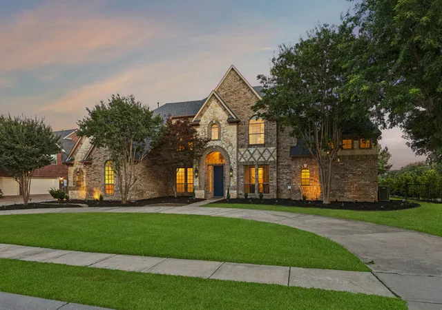 Photo 2 of Mansion for sale at 1807 Greenlea Cvs, Southlake, TX 76092 | MLS# 21291064 | Listing updated on 2026-09-13