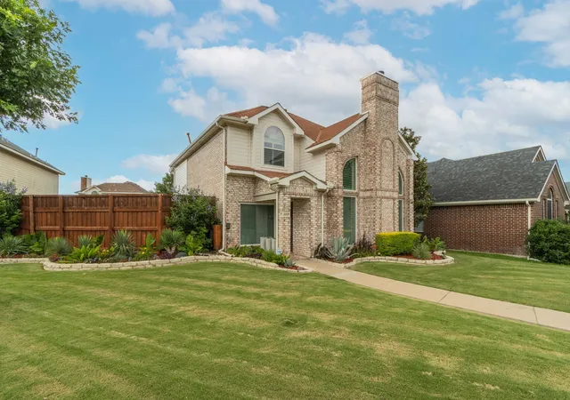 Photo 3 of Sale Pending at 2337 Terping Pl, Plano, TX 75025 | MLS# 21285731 | Listing updated on 2026-09-11