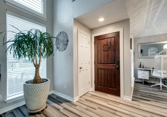 Photo 4 of Sale Pending at 2337 Terping Pl, Plano, TX 75025 | MLS# 21285731 | Listing updated on 2026-09-11