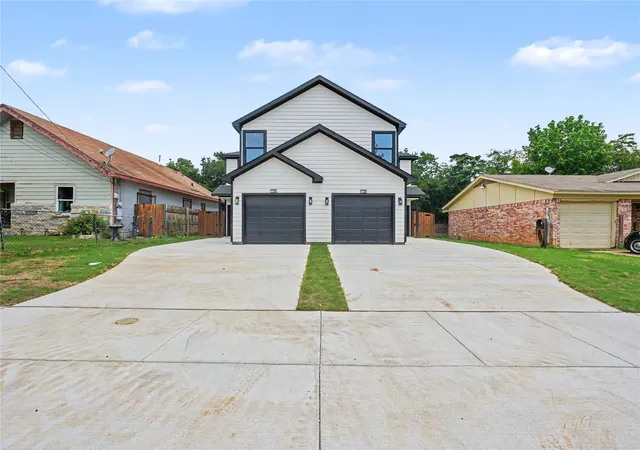 Multi family home for sale at 1165 Blalock Ave, Fort Worth, TX 76115 | MLS# 21292625