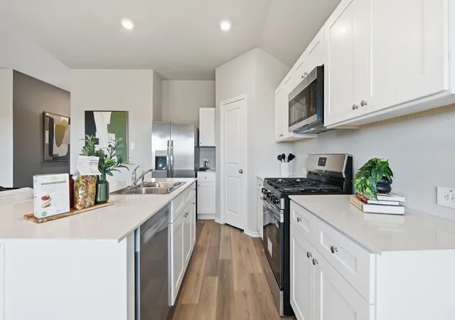 Photo 4 of Single family home for sale at 1048 Foxburg Dr, Fort Worth, TX 76131 | MLS# 21290475 | Listing updated on 2026-07-30