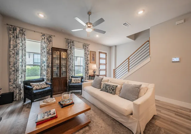 Photo 3 of Sale Pending at 8106 Emsworth Dr, Dallas, TX 75231 | MLS# 21291126 | Listing updated on 2026-09-10