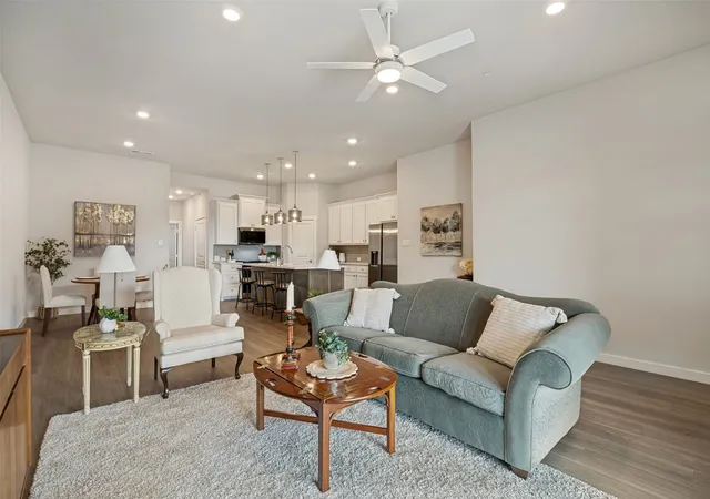 Photo 4 of Sale Pending at 618 Tall Grass Trl, Wylie, TX 75098 | MLS# 21292395 | Listing updated on 2026-07-30