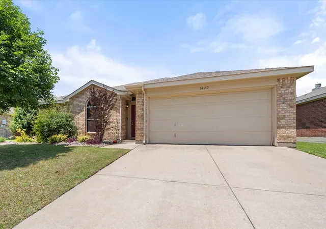 Photo 3 of Sale Pending at 3429 Newgate St, Midlothian, TX 76065 | MLS# 21292923 | Listing updated on 2026-09-09