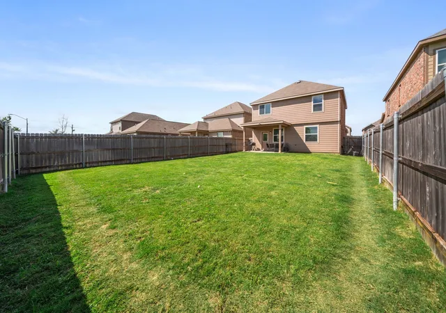 Photo 35 of Single family home for sale at 3606 Kings Dr, Ennis, TX 75119 | MLS# 21288044 | Listing updated on 2026-09-10