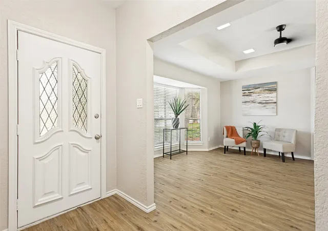 Photo 3 of Sale Pending at 4201 High Mesa Ct, Arlington, TX 76016 | MLS# 21290483 | Listing updated on 2026-07-30