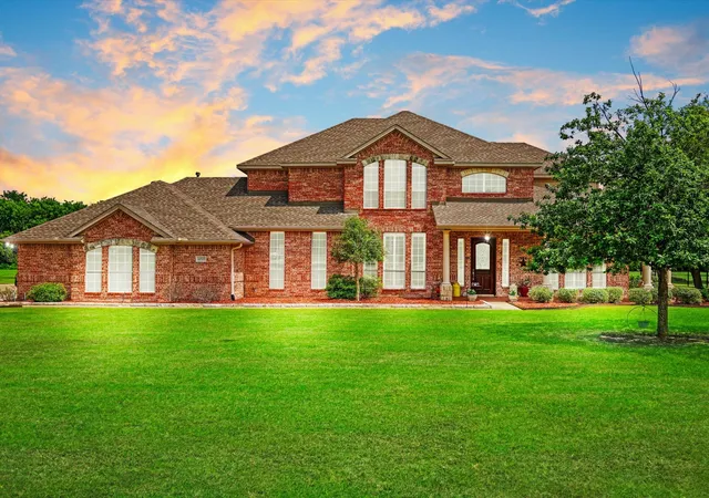 Photo 2 of Single family home for sale at 10519 E Clover Ln, Forney, TX 75126 | MLS# 21288972 | Listing updated on 2026-09-09
