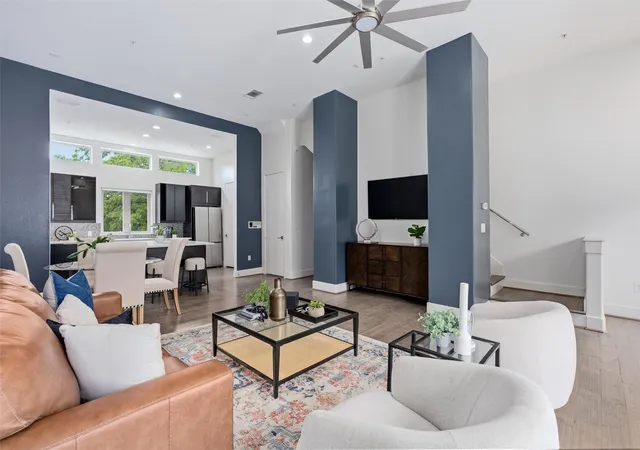 Photo 1 of Townhouse for sale at 1815 Browder St #E, Dallas, TX 75215 | MLS# 21283930 | Listing updated on 2026-09-08