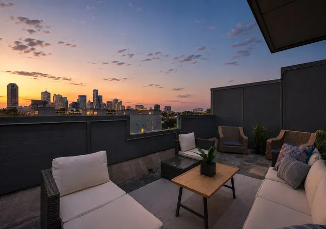Photo 3 of Townhouse for sale at 1815 Browder St #E, Dallas, TX 75215 | MLS# 21283930 | Listing updated on 2026-09-08