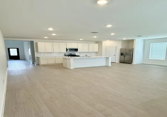 Photo 3 of Single family home for sale at 1129 Blue Spring Dr, Anna, TX 75409 | MLS# 21293227 | Listing updated on 2026-07-30