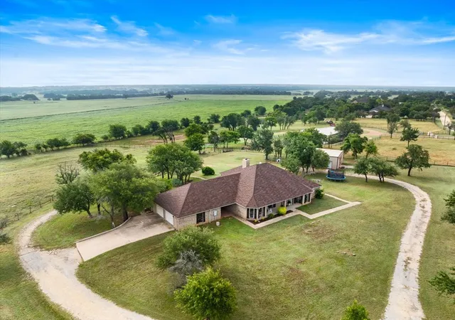 Photo 3 of Single family home for sale at 719 Private Road 897, Stephenville, TX 76401 | MLS# 21245427 | Listing updated on 2026-09-09