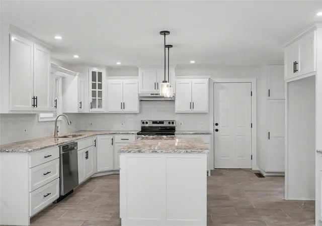 Photo 3 of Single family home for sale at 4600 Robinwood Dr, Waco, TX 76708 | MLS# 21293251 | Listing updated on 2026-09-08