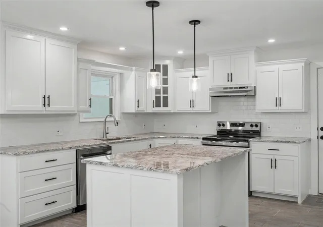 Photo 4 of Single family home for sale at 4600 Robinwood Dr, Waco, TX 76708 | MLS# 21293251 | Listing updated on 2026-09-08