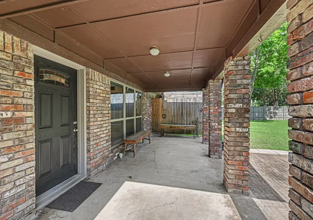 Photo 3 of Single family home for sale at 805 Wes Michael Rd, Bonham, TX 75418 | MLS# 21278918 | Listing updated on 2026-09-09