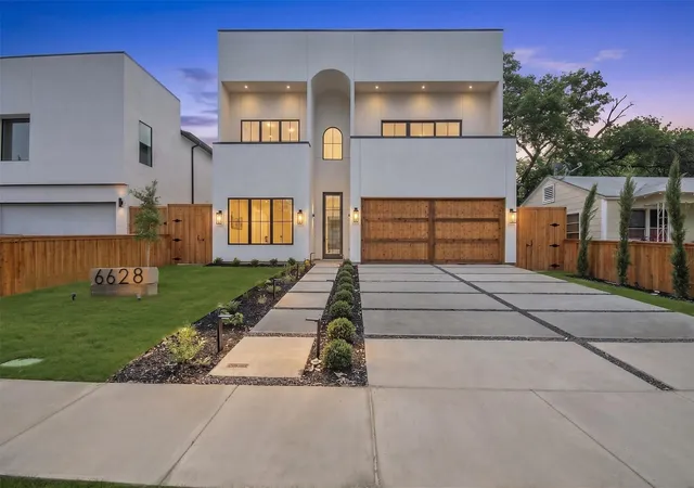 Single family home for sale at 6628 Lockheed Ave, Dallas, TX 75209 | MLS# 21293174