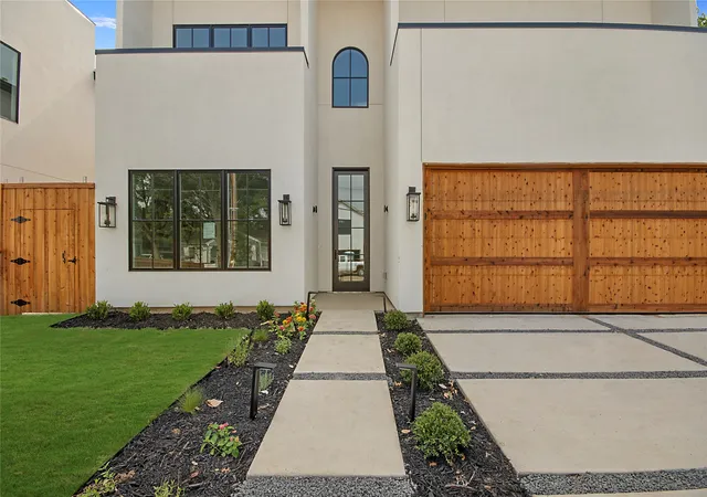 Photo 3 of Single family home for sale at 6628 Lockheed Ave, Dallas, TX 75209 | MLS# 21293174 | Listing updated on 2026-09-13