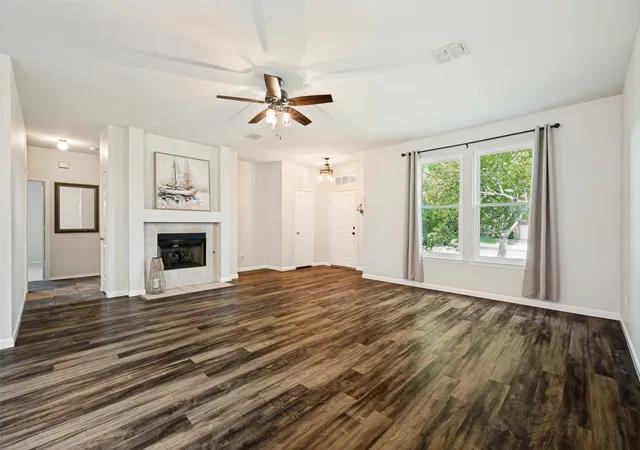 Photo 3 of Sale Pending at 2613 Hudson Xing, Mc Kinney, TX 75072 | MLS# 21292427 | Listing updated on 2026-07-29