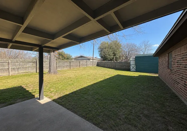 Photo 11 of Single family home for sale at 120 Juniper Dr, Palestine, TX 75803 | MLS# 21291889 | Listing updated on 2026-07-28
