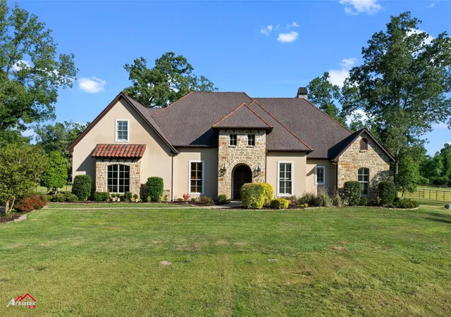 Photo 3 of Single family home for sale at 2139 Gravel Point Rd, Frierson, LA 71027 | MLS# 21293034 | Listing updated on 2026-09-09