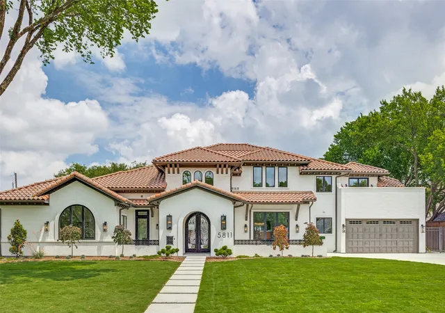 Single family home for sale at 5811 Preston Haven Dr, Dallas, TX 75230 | MLS# 21285170