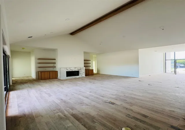 Photo 4 of Single family home for sale at 231 St Andrews Dr, Rockwall, TX 75032 | MLS# 21235443 | Listing updated on 2026-09-11