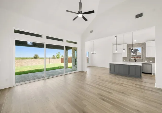 Photo 4 of Single family home for sale at 311 Boulder Ave, Midlothian, TX 76065 | MLS# 21293664 | Listing updated on 2026-09-11