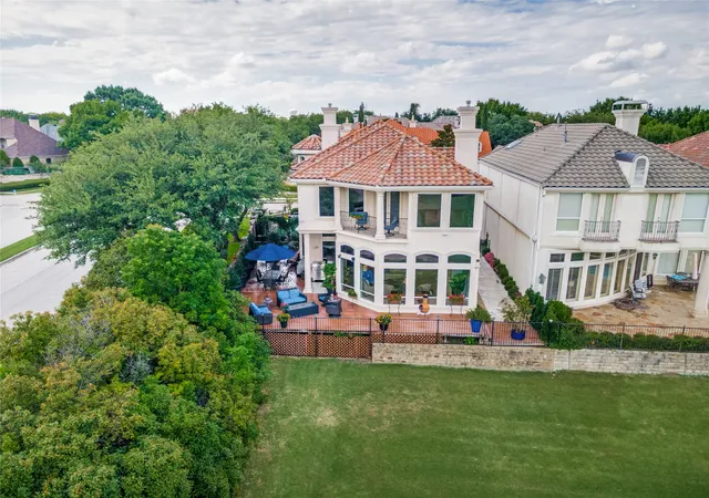 Photo 2 of Single family home for sale at 5528 Gleneagles Dr, Plano, TX 75093 | MLS# 21291733 | Listing updated on 2026-09-11