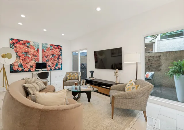 Photo 1 of Condo for sale at 2509 Welborn St #C, Dallas, TX 75219 | MLS# 21292288 | Listing updated on 2026-08-01