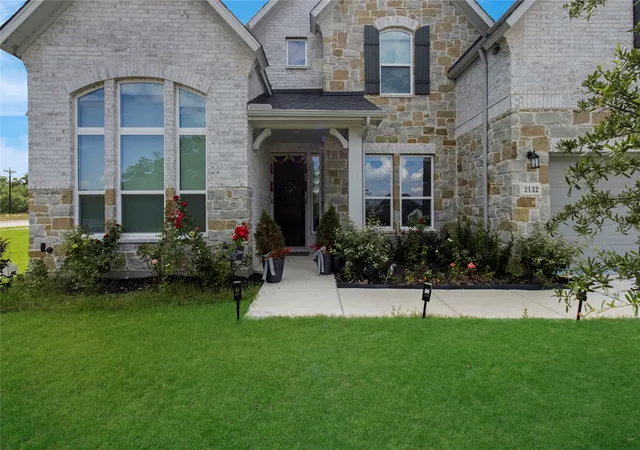 Photo 2 of Single family home for sale at 2132 Oudry Dr, Little Elm, TX 75068 | MLS# 21291157 | Listing updated on 2026-09-08