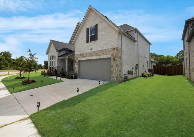 Photo 3 of Single family home for sale at 2132 Oudry Dr, Little Elm, TX 75068 | MLS# 21291157 | Listing updated on 2026-09-08