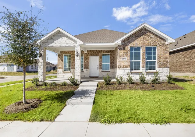 Photo 1 of Single family home for sale at 1541 Grimmauld Pl, Waxahachie, TX 75165 | MLS# 21293697 | Listing updated on 2026-09-15