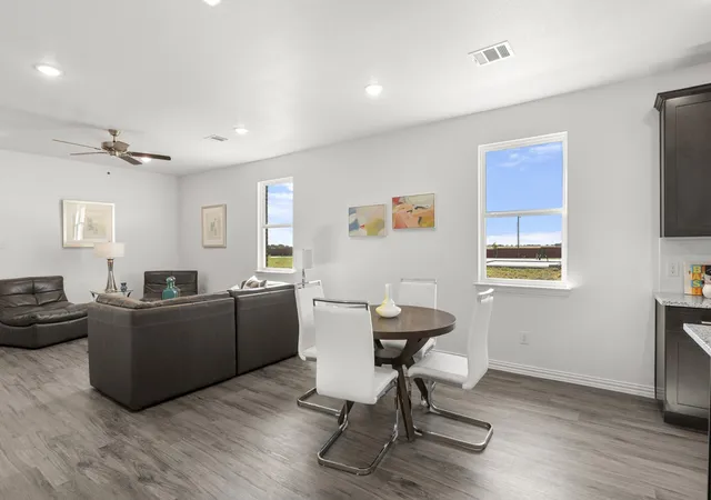 Photo 4 of Single family home for sale at 1541 Grimmauld Pl, Waxahachie, TX 75165 | MLS# 21293697 | Listing updated on 2026-09-15