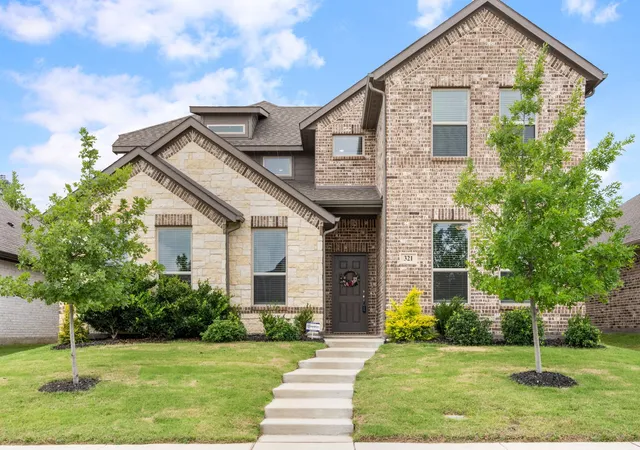 Photo 1 of Single family home for sale at 321 Pasture Dr, Midlothian, TX 76065 | MLS# 21290943 | Listing updated on 2026-09-10