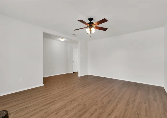 Photo 3 of Single family home for sale at 3011 Hickory Rdg, Melissa, TX 75454 | MLS# 21290706 | Listing updated on 2026-09-09