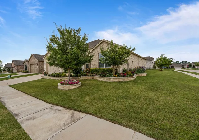 Photo 3 of Sale Pending at 200 Habitat Trl, Mc Kinney, TX 75071 | MLS# 21293302 | Listing updated on 2026-09-14