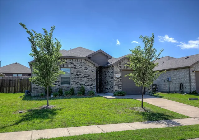 Photo 2 of Single family home for sale at 6405 Graceland Dr Dr, Greenville, TX 75402 | MLS# 21293951 | Listing updated on 2026-10-29