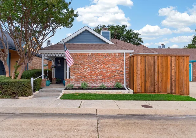 Photo 1 of Sale Pending at 10923 Gable Cir, Dallas, TX 75229 | MLS# 21286933 | Listing updated on 2026-07-31
