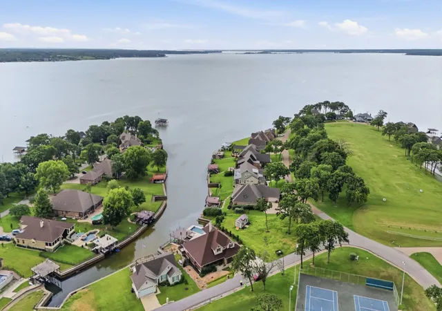 Photo 3 of Single family home for sale at 19022 Tennis Court Dr, Kemp, TX 75143 | MLS# 21291735 | Listing updated on 2026-09-02