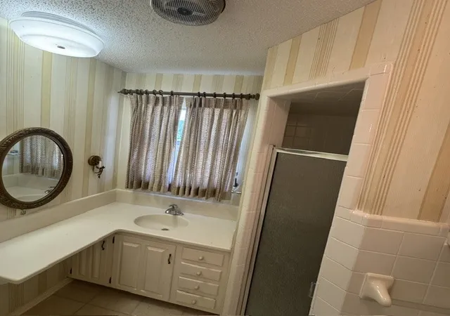 Photo 4 of Single family home for sale at 1210 W Westhill Dr, Cleburne, TX 76033 | MLS# 21294265 | Listing updated on 2026-09-09